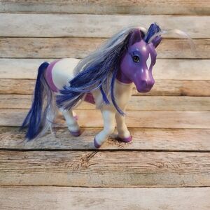 2010 Breyer Color Changing Ella Horse Toy